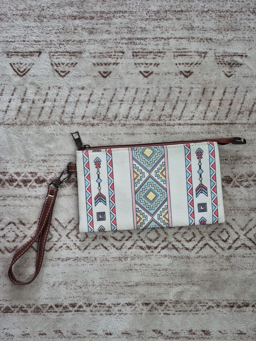 Source Unknown Aztec-Print Wristlet Clutch in White, Brown, Blue, Yellow, Pink